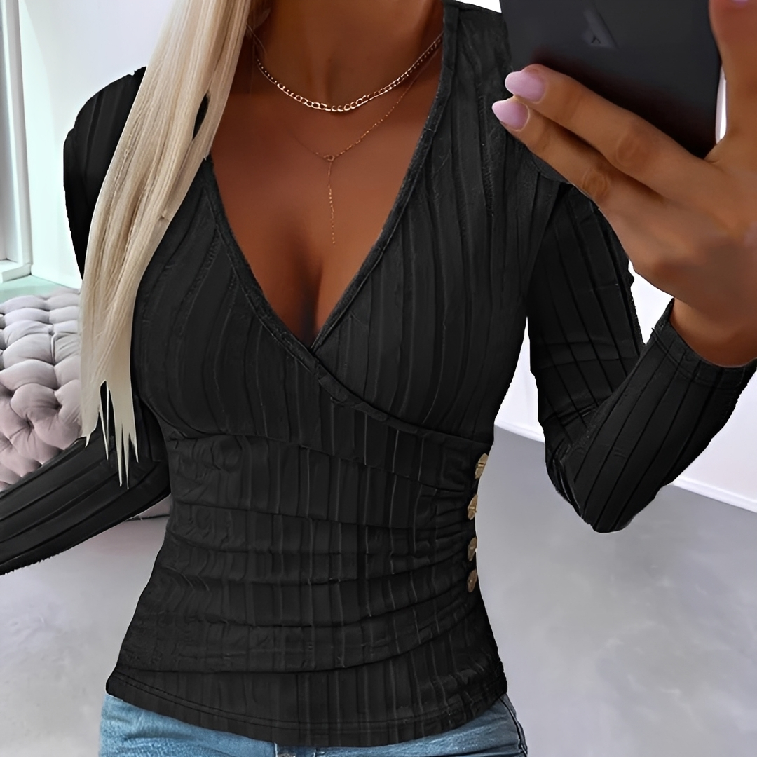 Annie - Stylish and comfy V-neck sweater