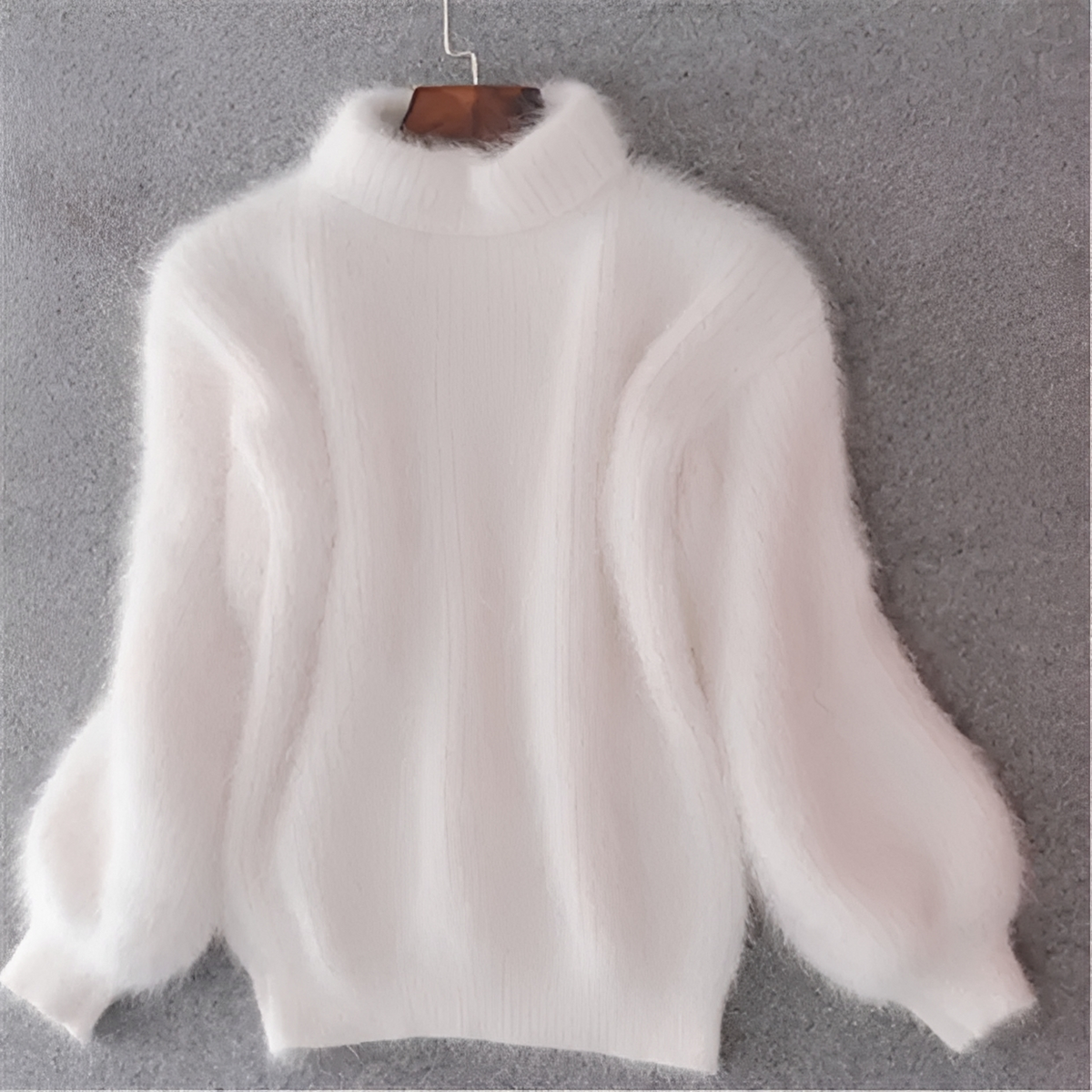 Benetta - Soft and warm sweater