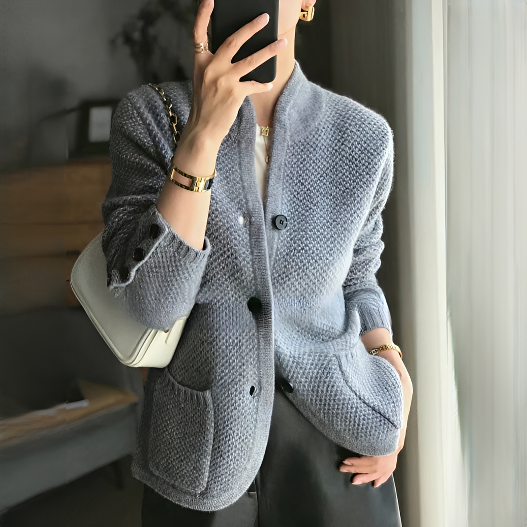 Carissa - Timeless and cozy blazer