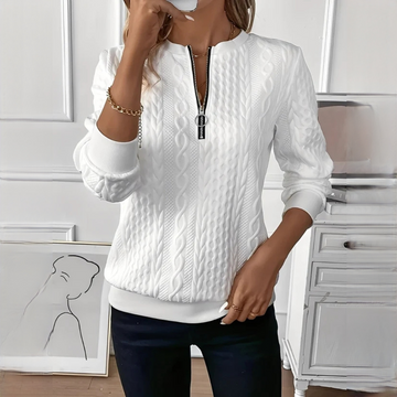 Hedie - Elegant and chic zip-up sweater