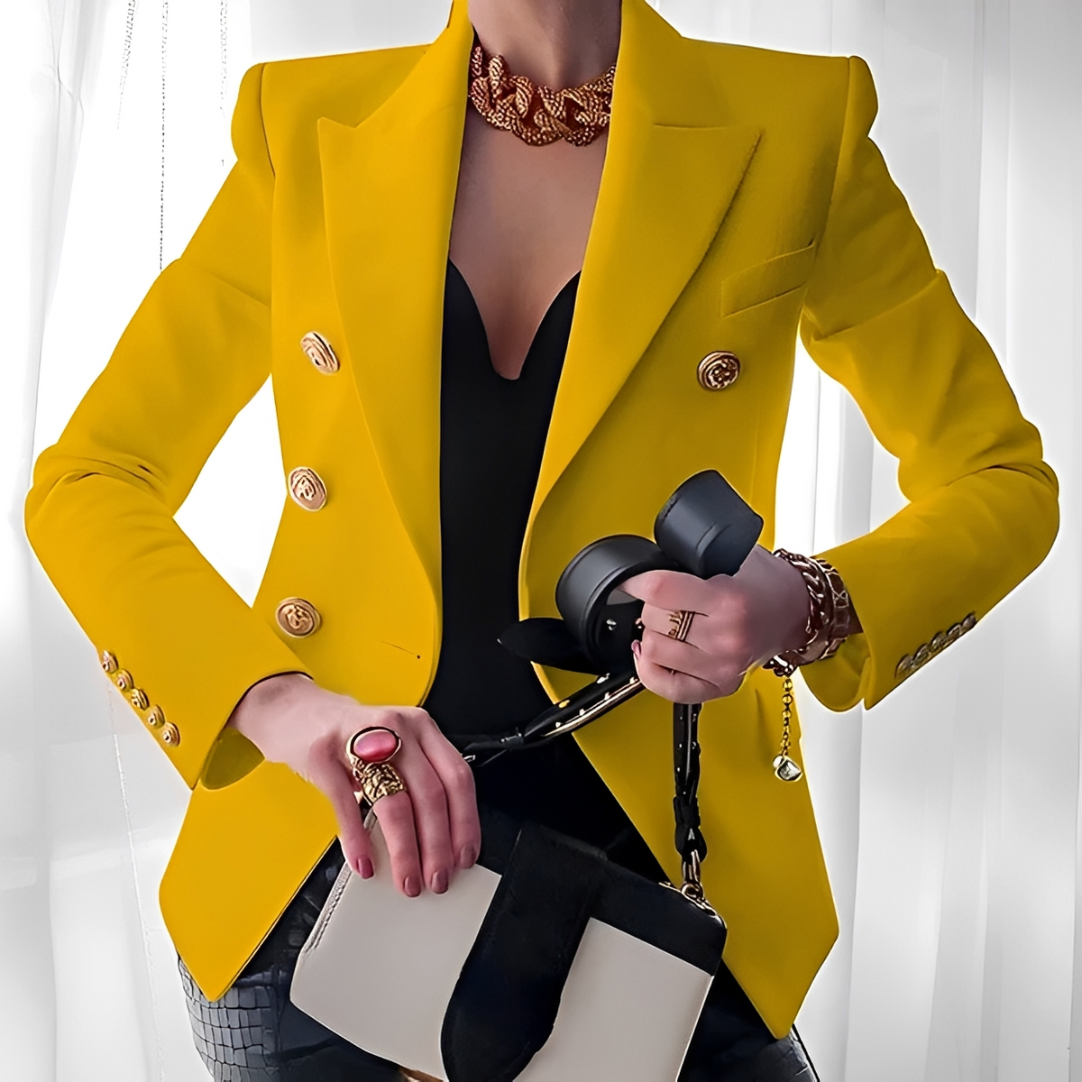 Elesa - Elegant and chic blazer