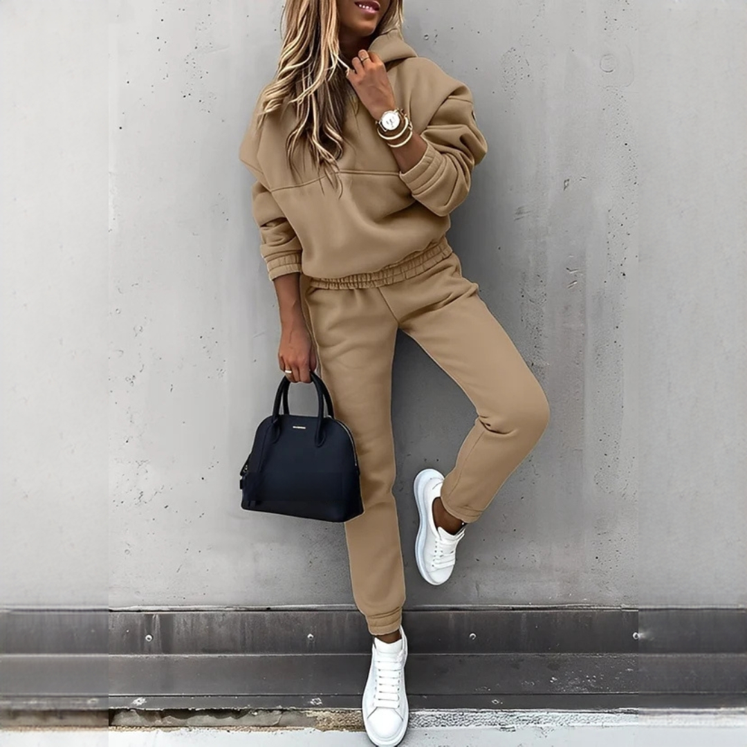 Rovina - Warm hoodie and pants set