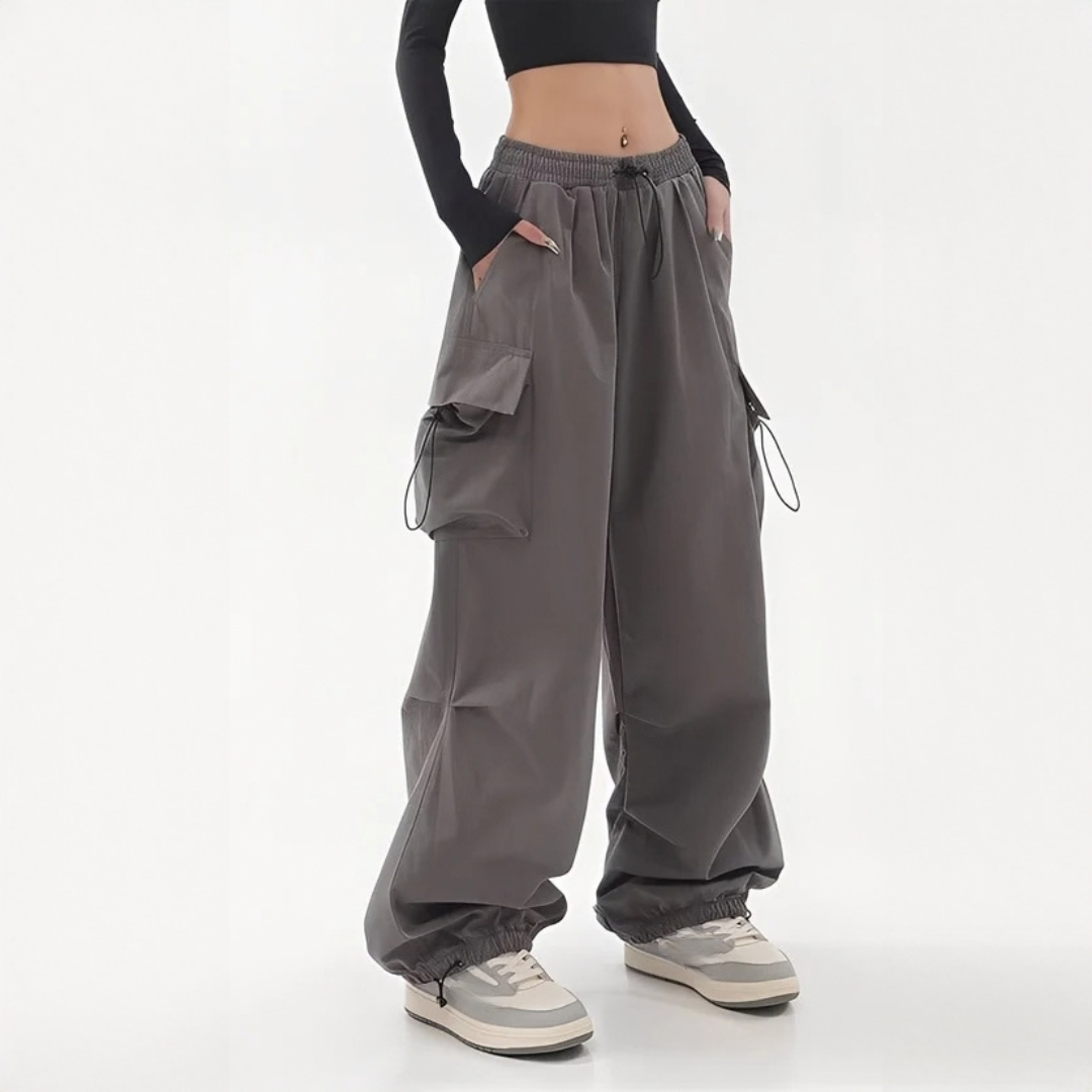 Aimée - Modern cargo pants with wide leg