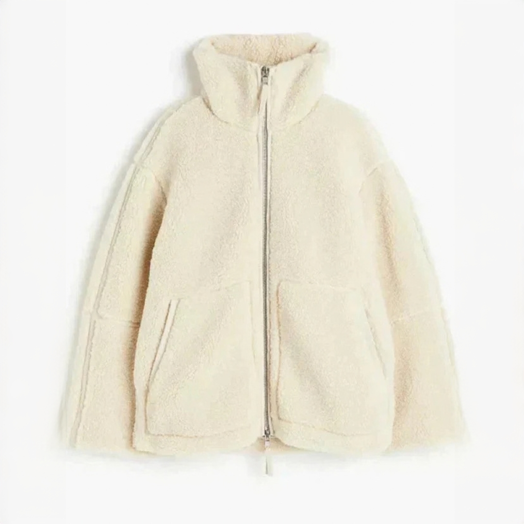 Daria - Elegant and warm oversized jacket
