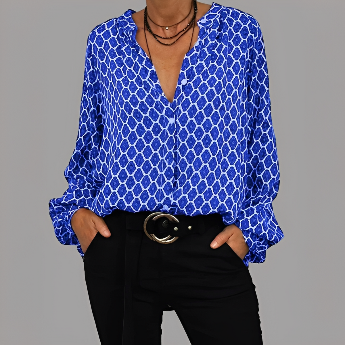 Lena - Elegant blouse with V-neck