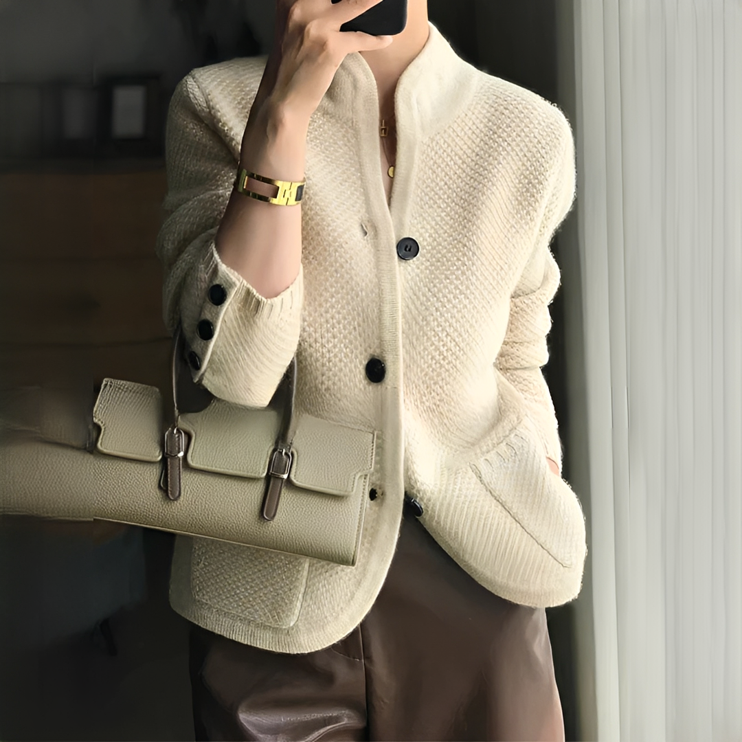 Carissa - Timeless and cozy blazer
