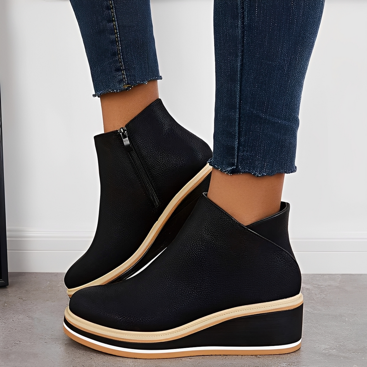 Nicole - Chic and casual ankle boots