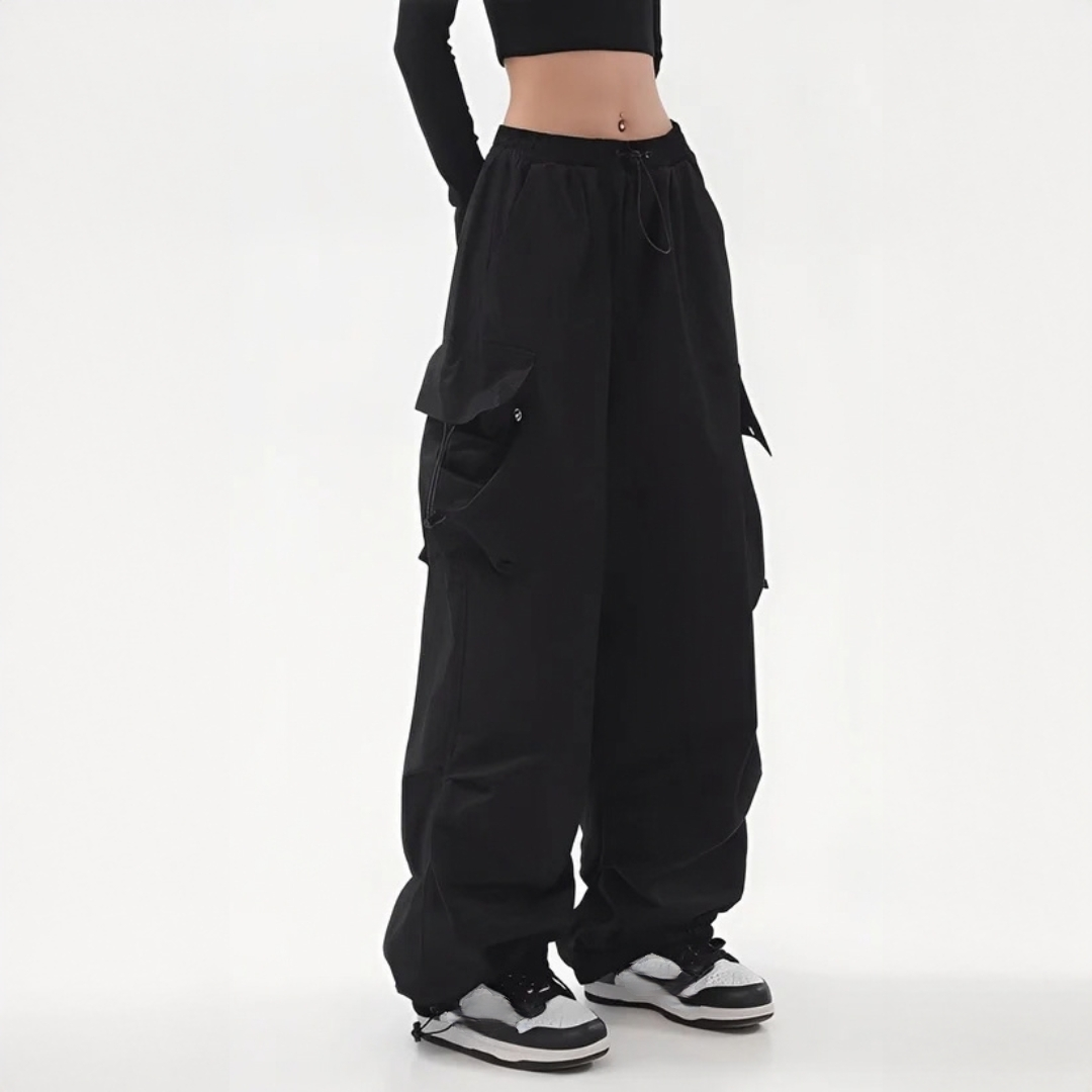 Aimée - Modern cargo pants with wide leg