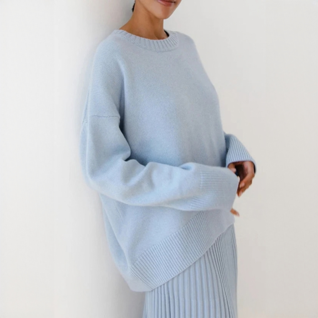 Amara - Elegant and cozy sweater