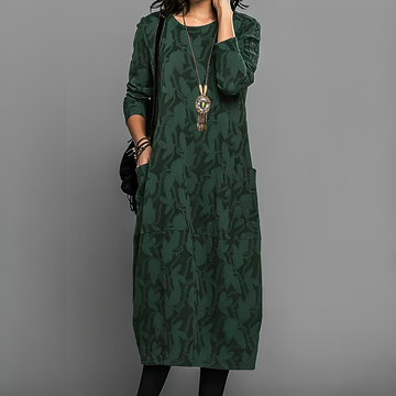 Alisha - Elegant and stylish long-sleeve dress