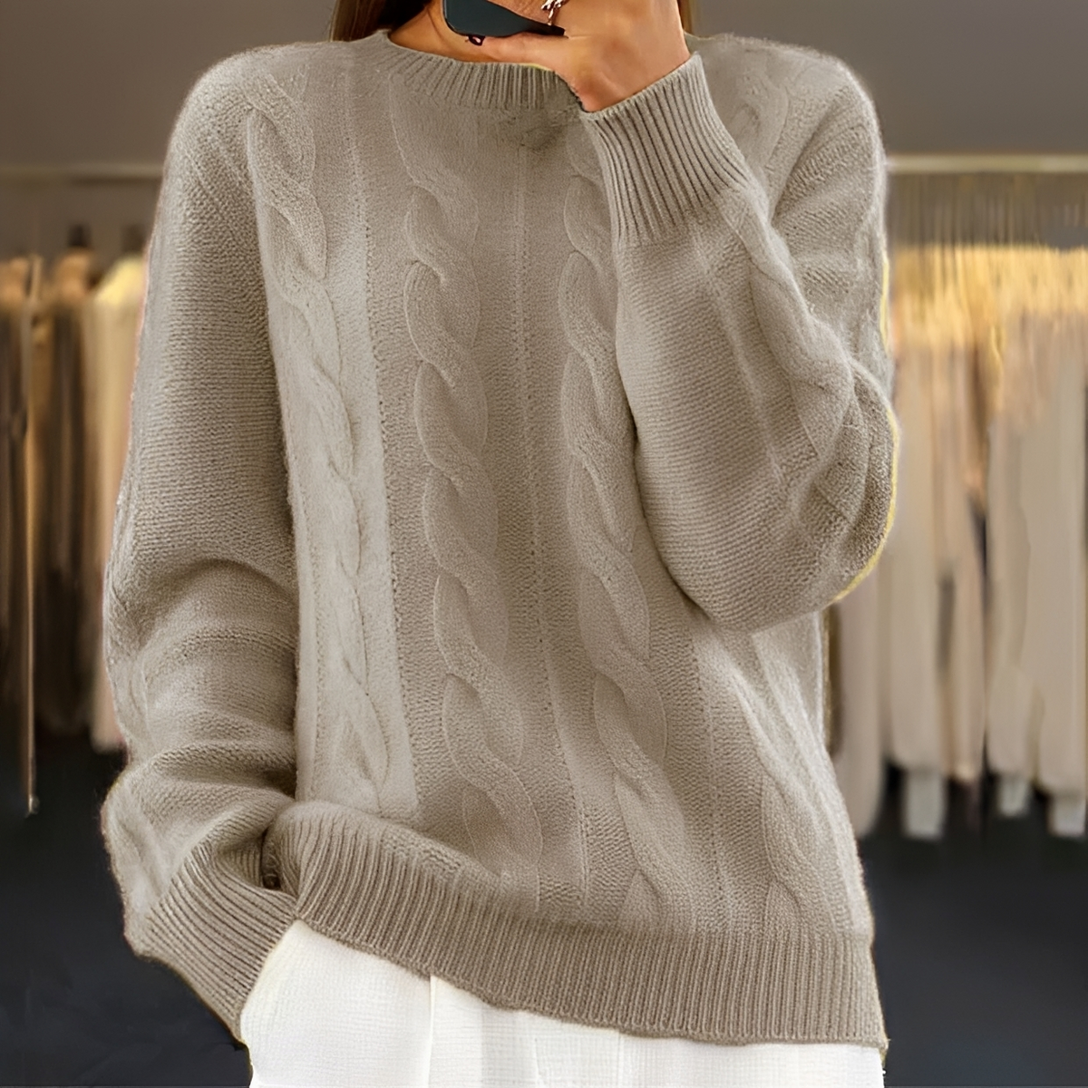 Gloire - Warm and elegant sweater