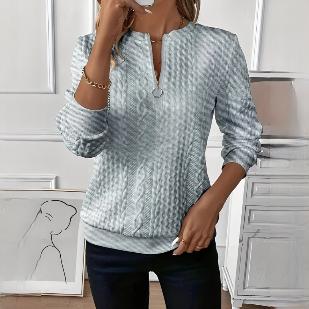 Hedie - Elegant and chic zip-up sweater