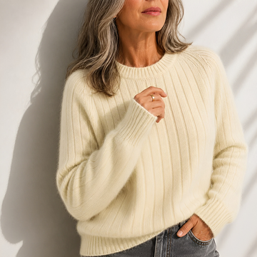 Conie - Elegant and soft sweater