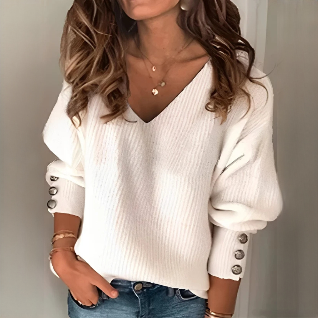 Adalyn - Cozy and warm V-neck sweater