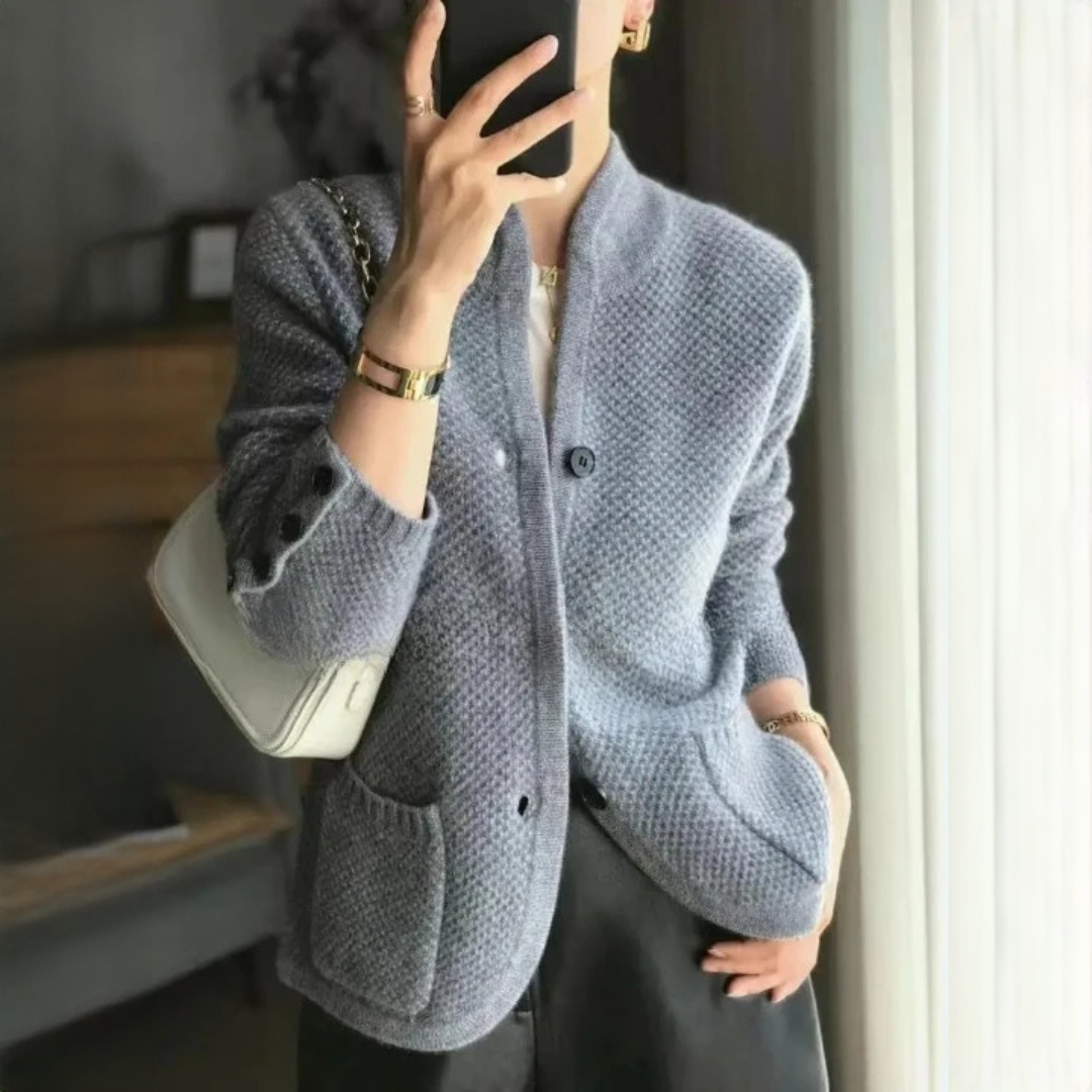 Evelyn - Elegant and soft jacket