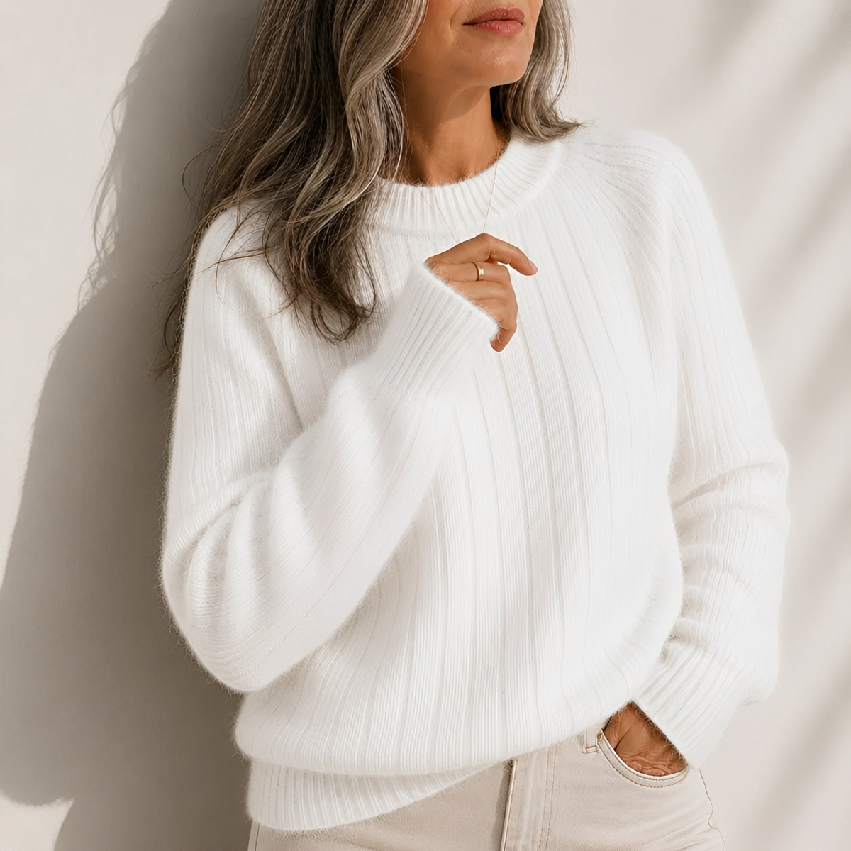 Conie - Elegant and soft sweater