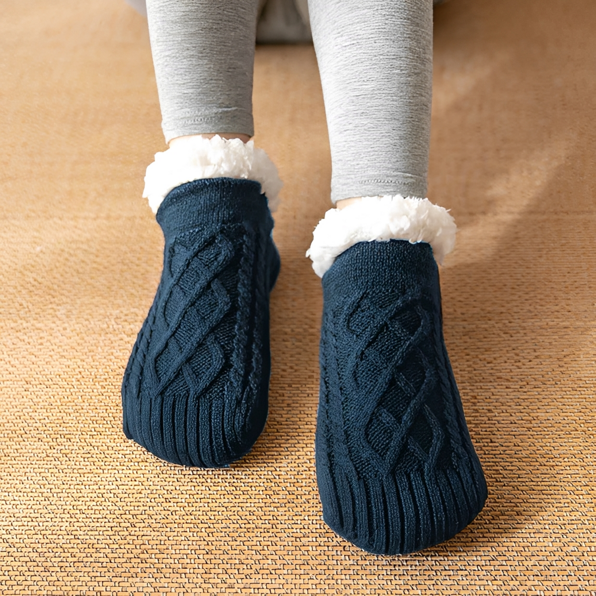 Raquel - Warm and comfortable socks