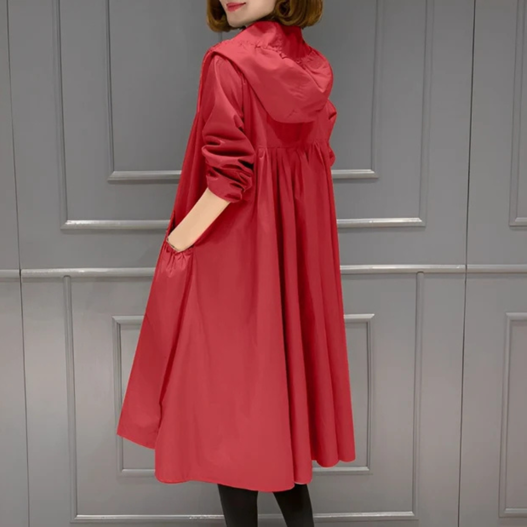 Margie - Elegant and chic raincoat