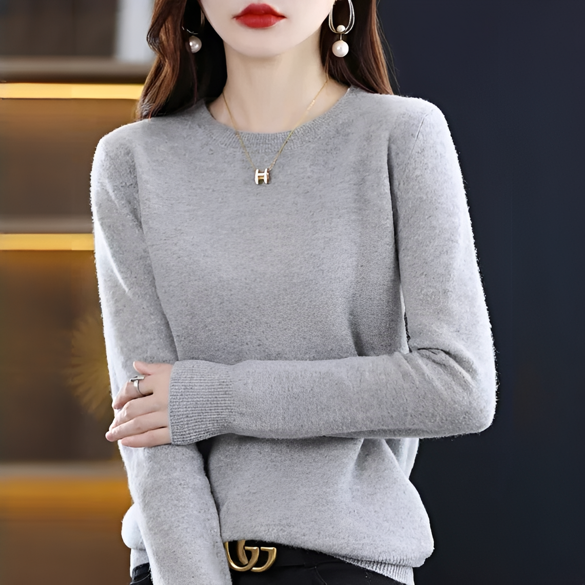 Shynna - Elegant and soft round-neck sweater