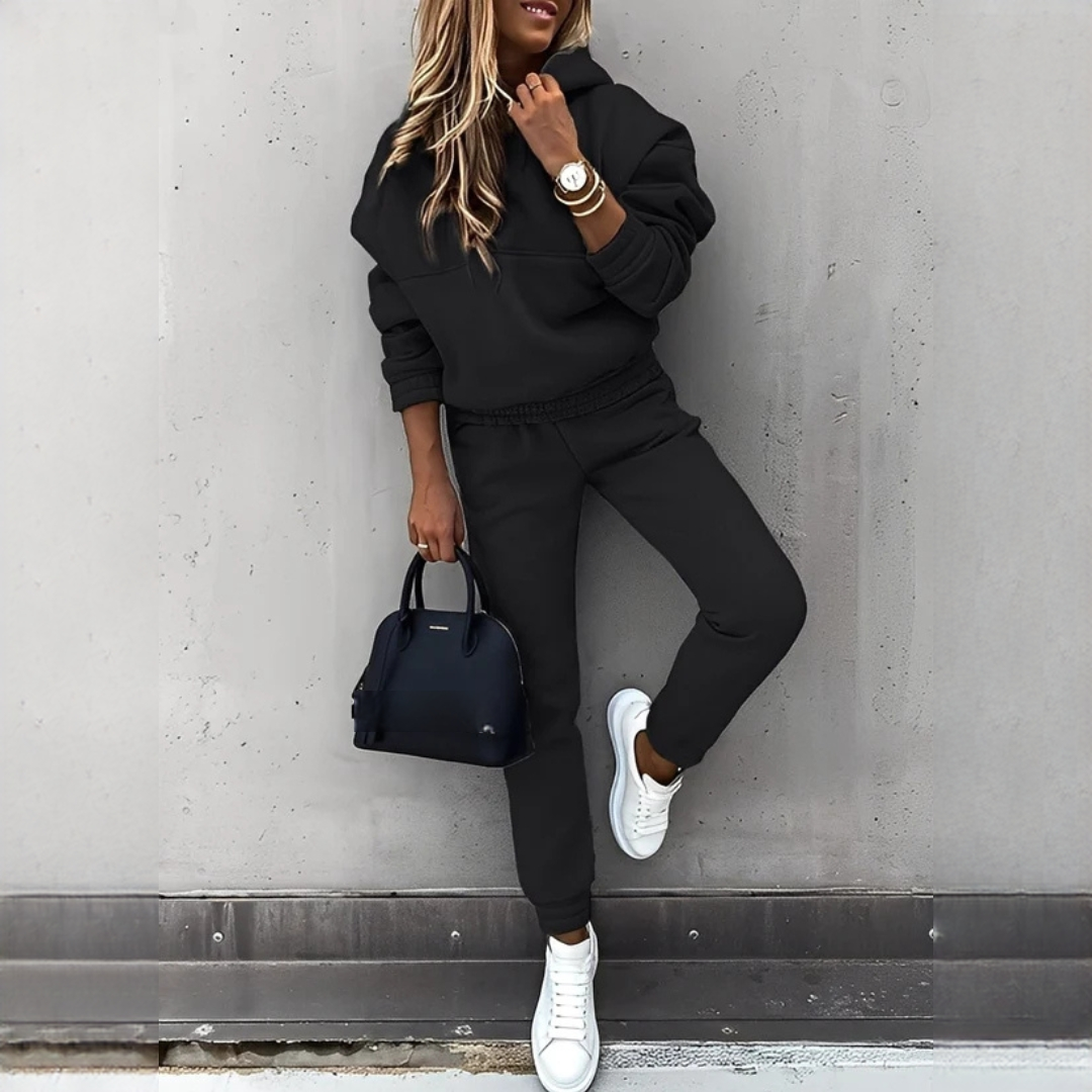 Rovina - Warm hoodie and pants set