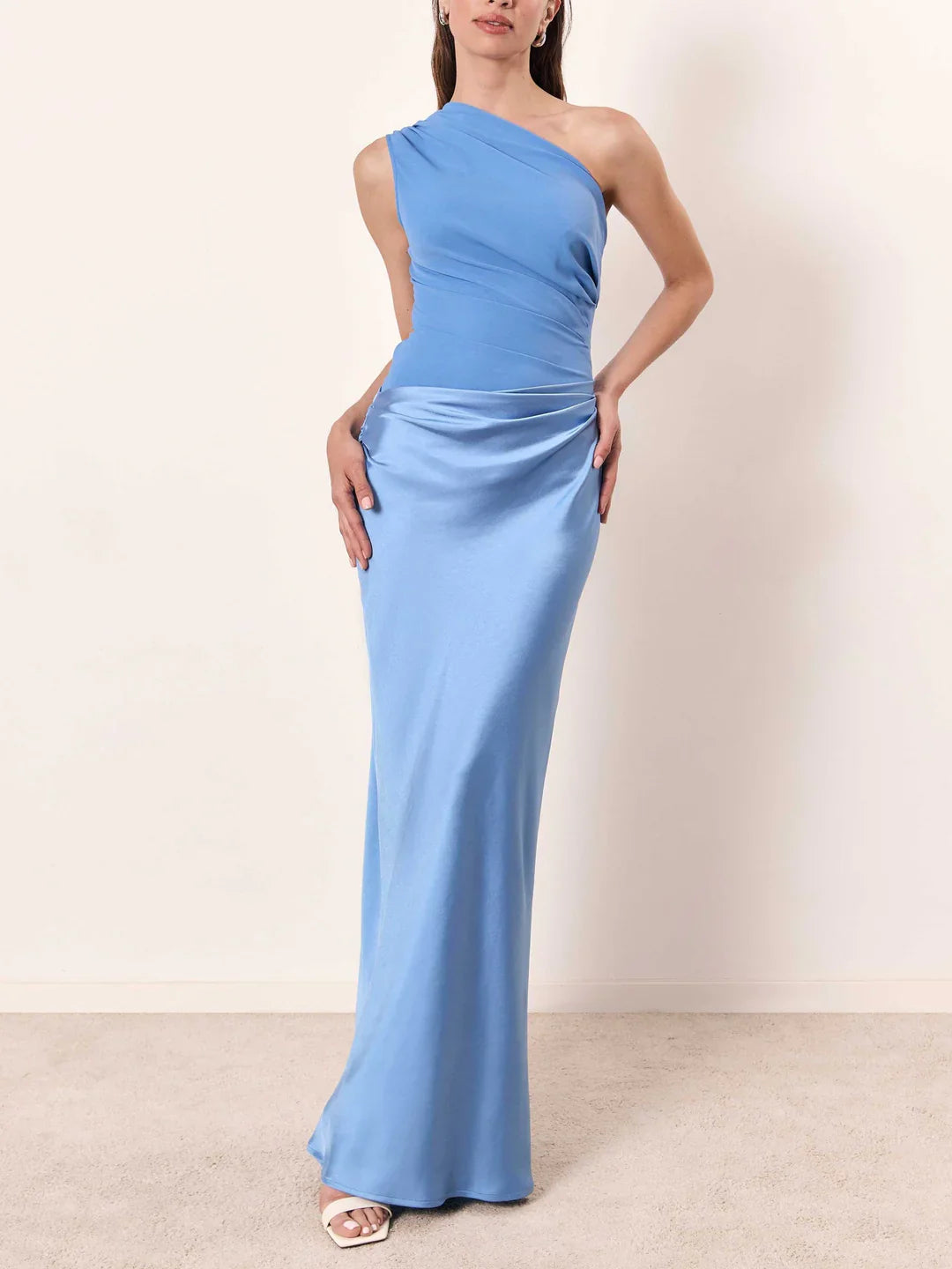 Anita- Chic One-Shoulder Maxi Dress