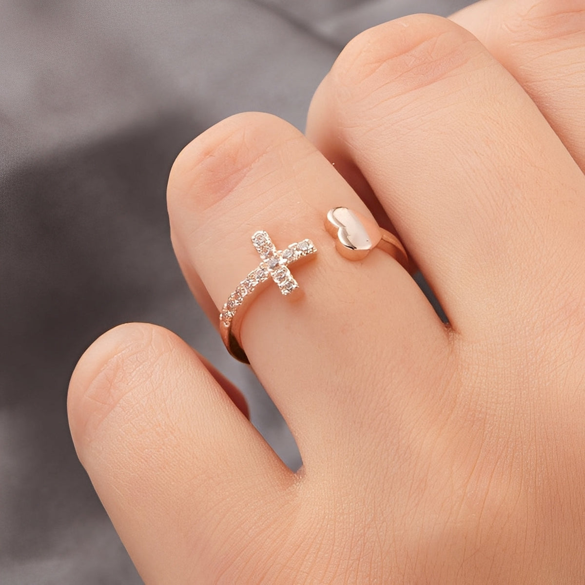 Maelys – Crossed ring for ladies