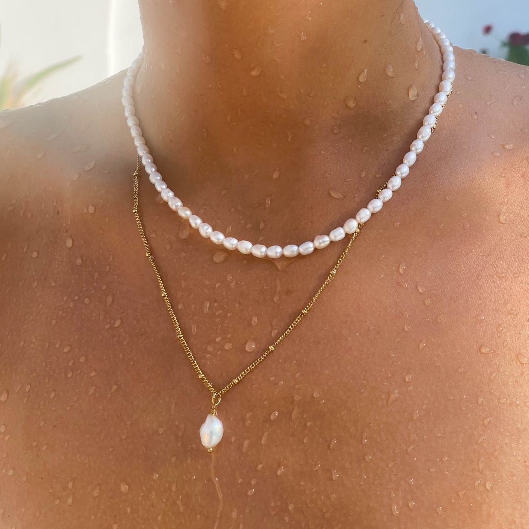 Marinelle – Timeless pendant with freshwater pearl
