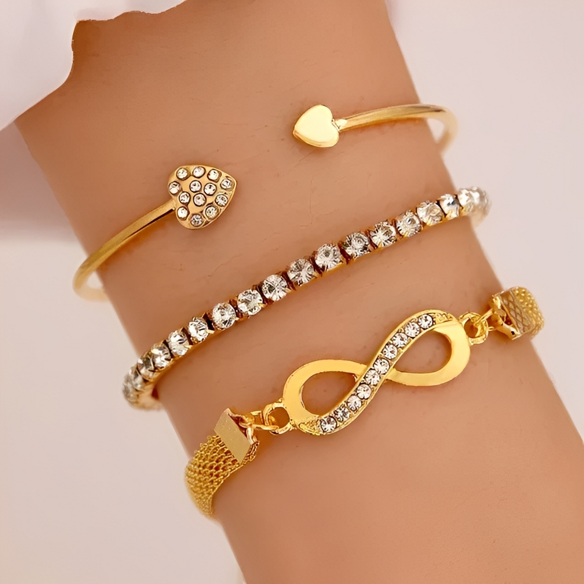 Yuriko – Set of 3 infinite heart bracelets in silver and gold