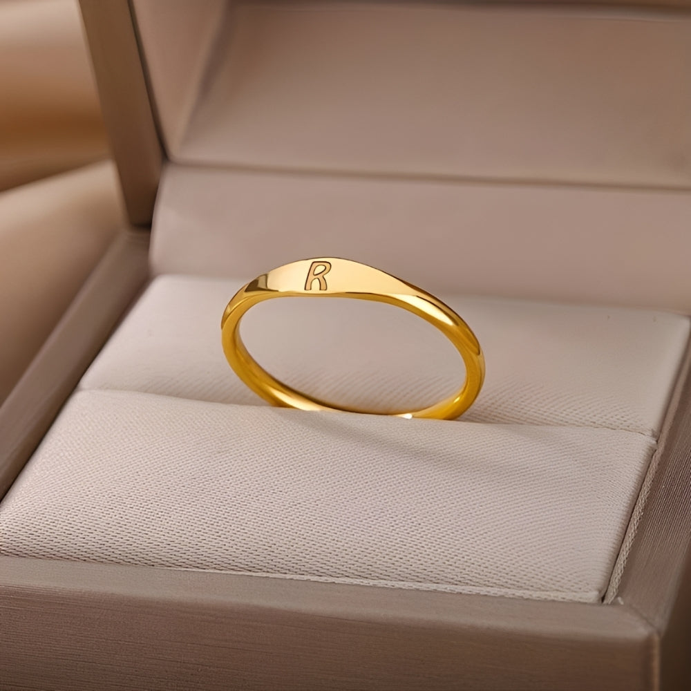 Minimalist name ring | Minimalist ring with engraved initial