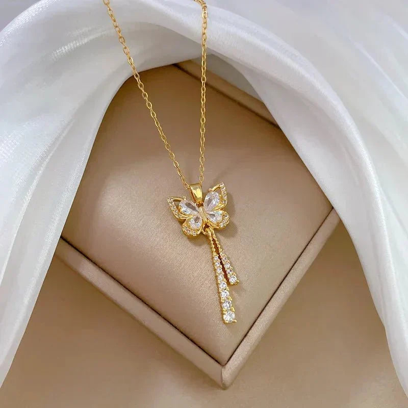 Avie – Brilliant Butterfly Necklace