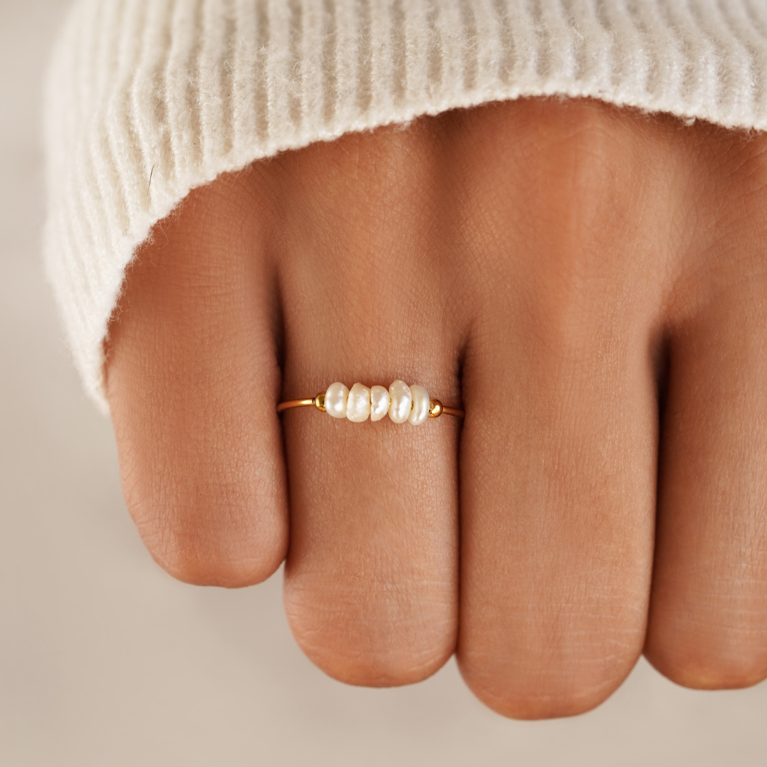 Maelia – Classic Freshwater Pearl Ring