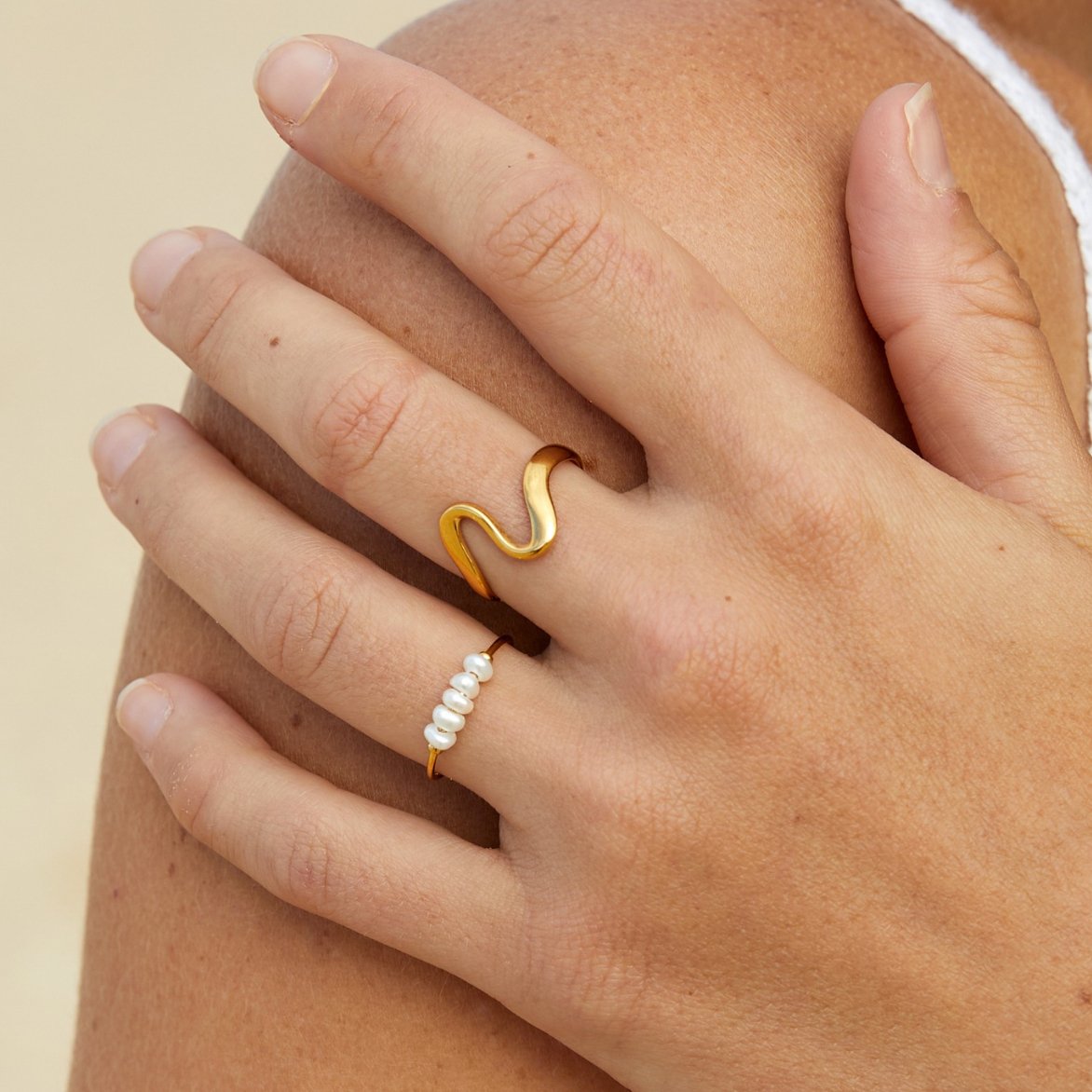 Maelia – Classic Freshwater Pearl Ring
