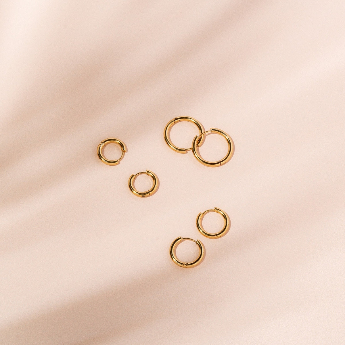 Clara – Classic Waterproof Earrings