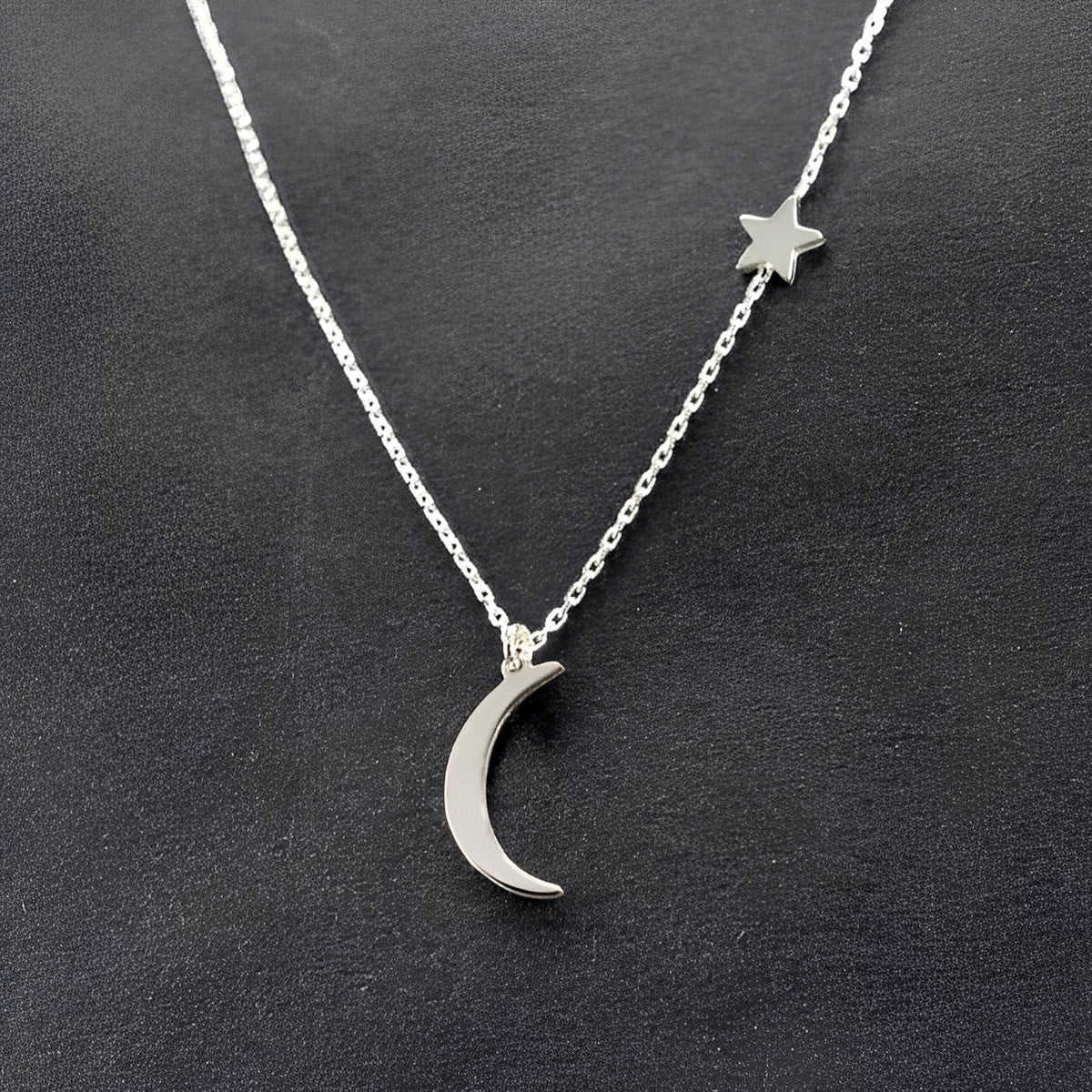 Lunaria – Poetic Star and Moon Necklace