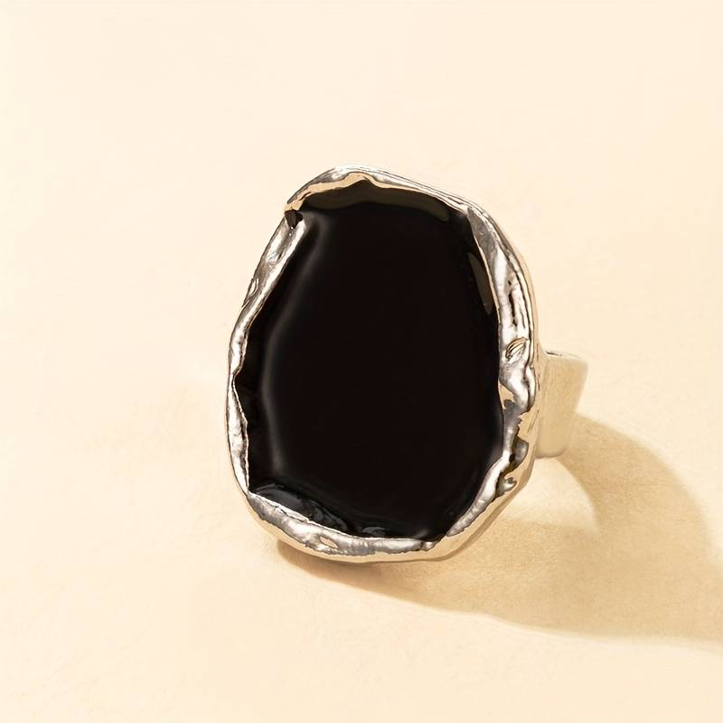 Oversized Black Stone Vintage Ring - Exaggerated Vintage Black Ring