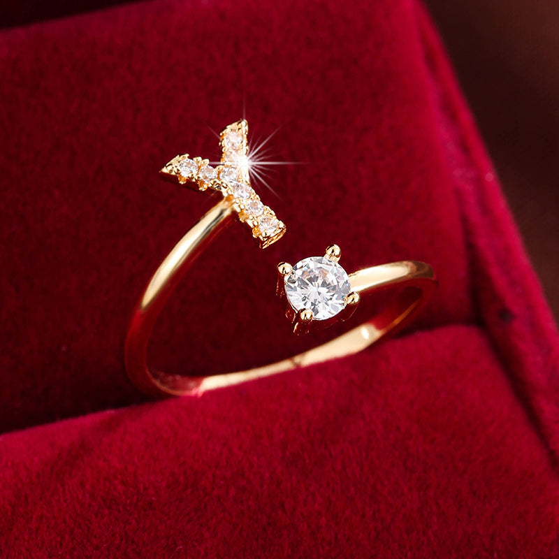 Nova – Modern open ring with initial