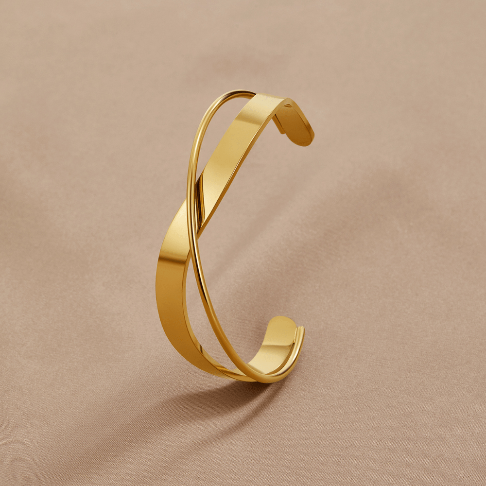 Arielle – Elegant Gold Bracelet