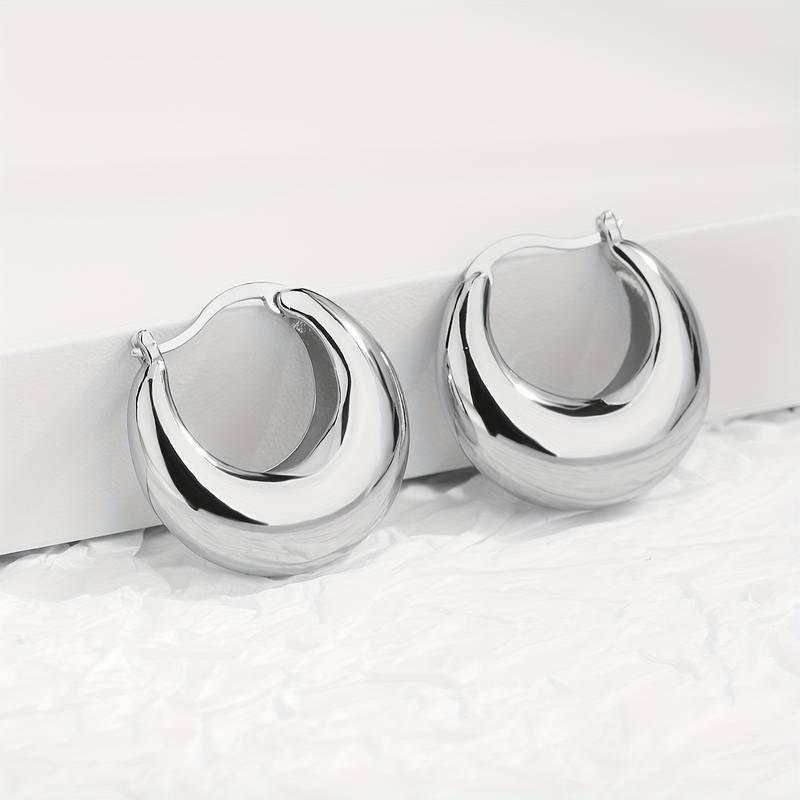 Thick Open Earrings