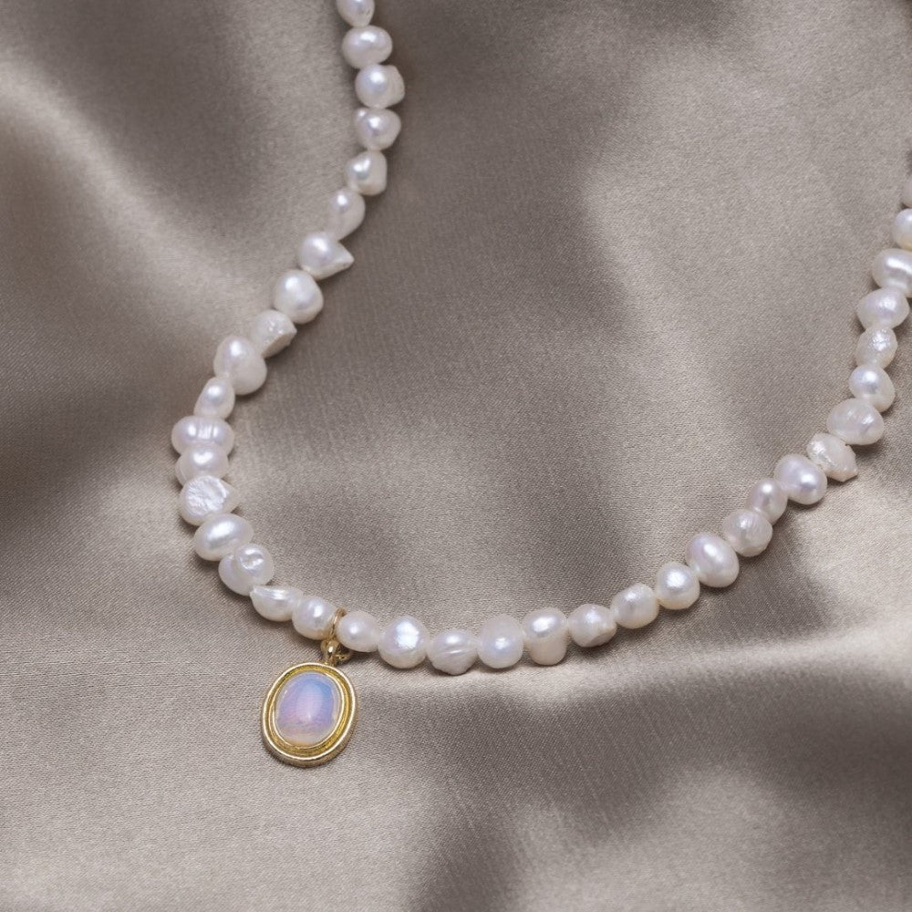 Moon Stone - Pearl Necklace