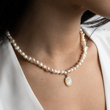 Moon Stone - Pearl Necklace