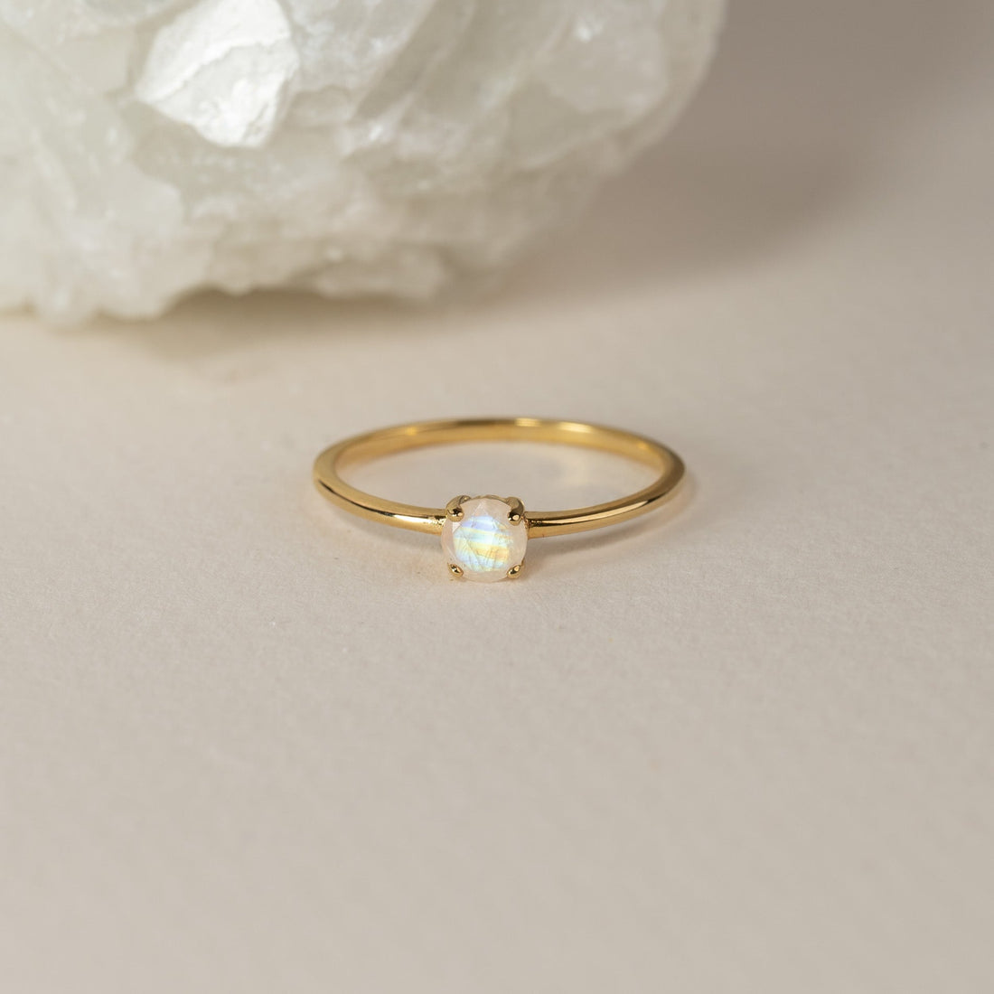 Heba - Golden ring with moonstone