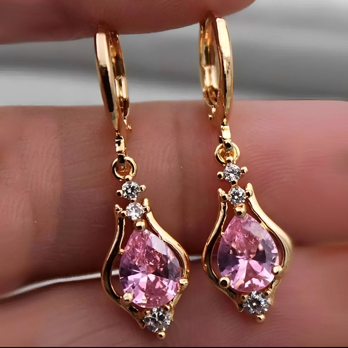 Kate - Rainbow Heart Earring