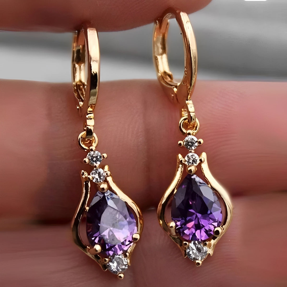 Kate - Rainbow Heart Earring