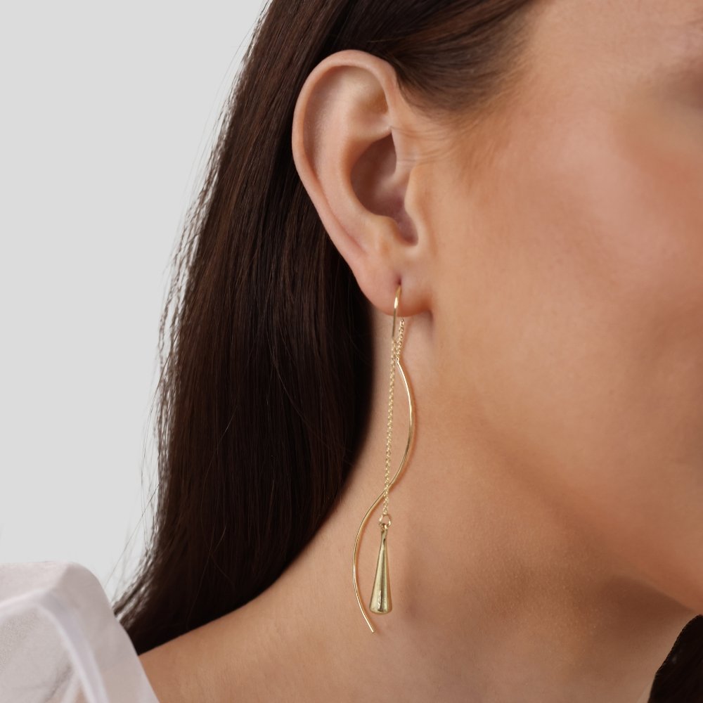 Amaris – Gold Drop Earrings with Tassels