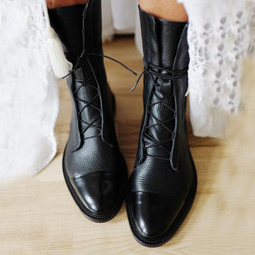 Hailey – Elegant Ankle Boots with Fine Heel