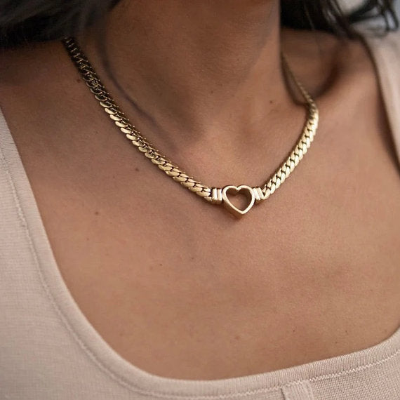 Ara – Heart of Gold Necklace