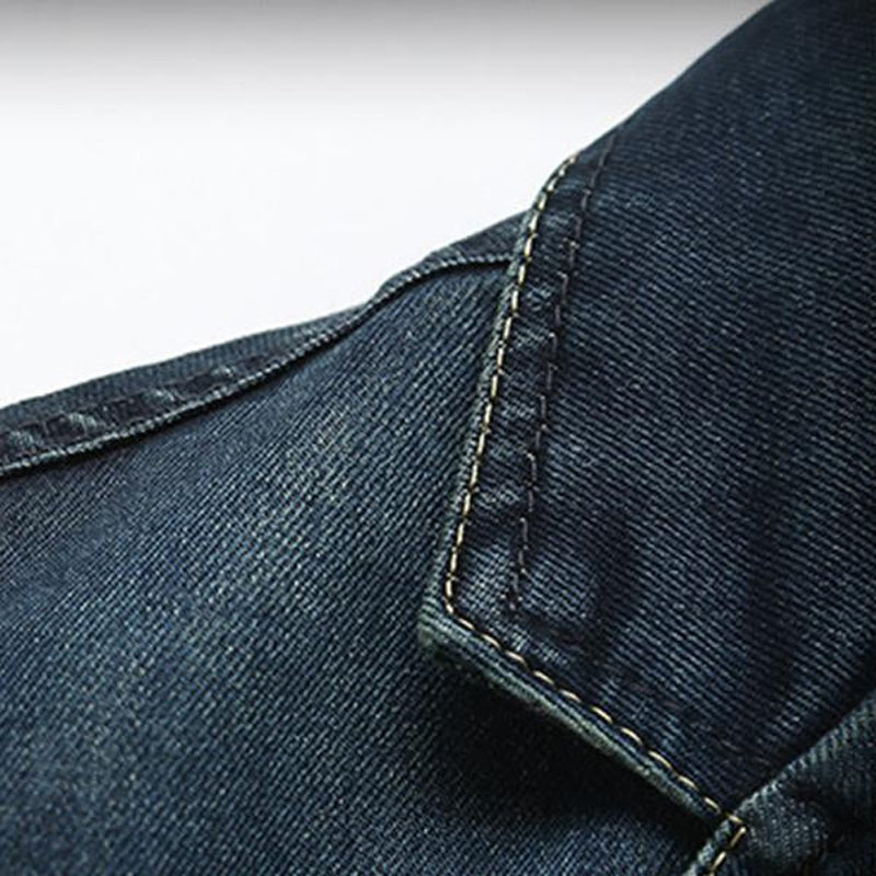 Blazer for Men - Tailored Fit, Functional Pockets, Stylish Design