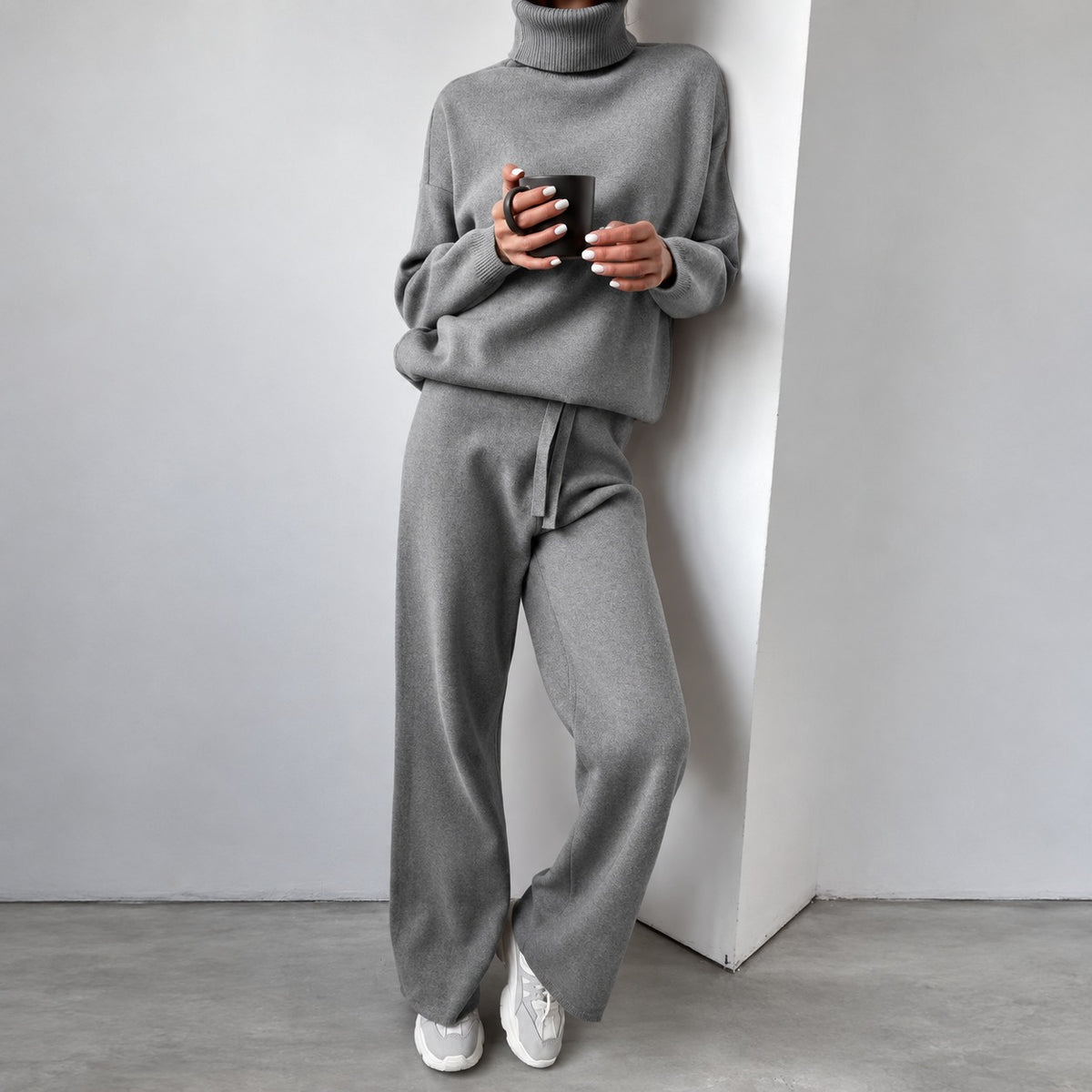 Casual Set for Women - Turtleneck Sweater and Wide-Leg Pants with Relaxed Fit
