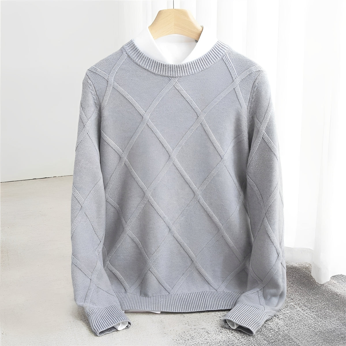 Men's Sweater - O-Neck, Argyle Pattern, Ribbed Cuffs, Regular Fit