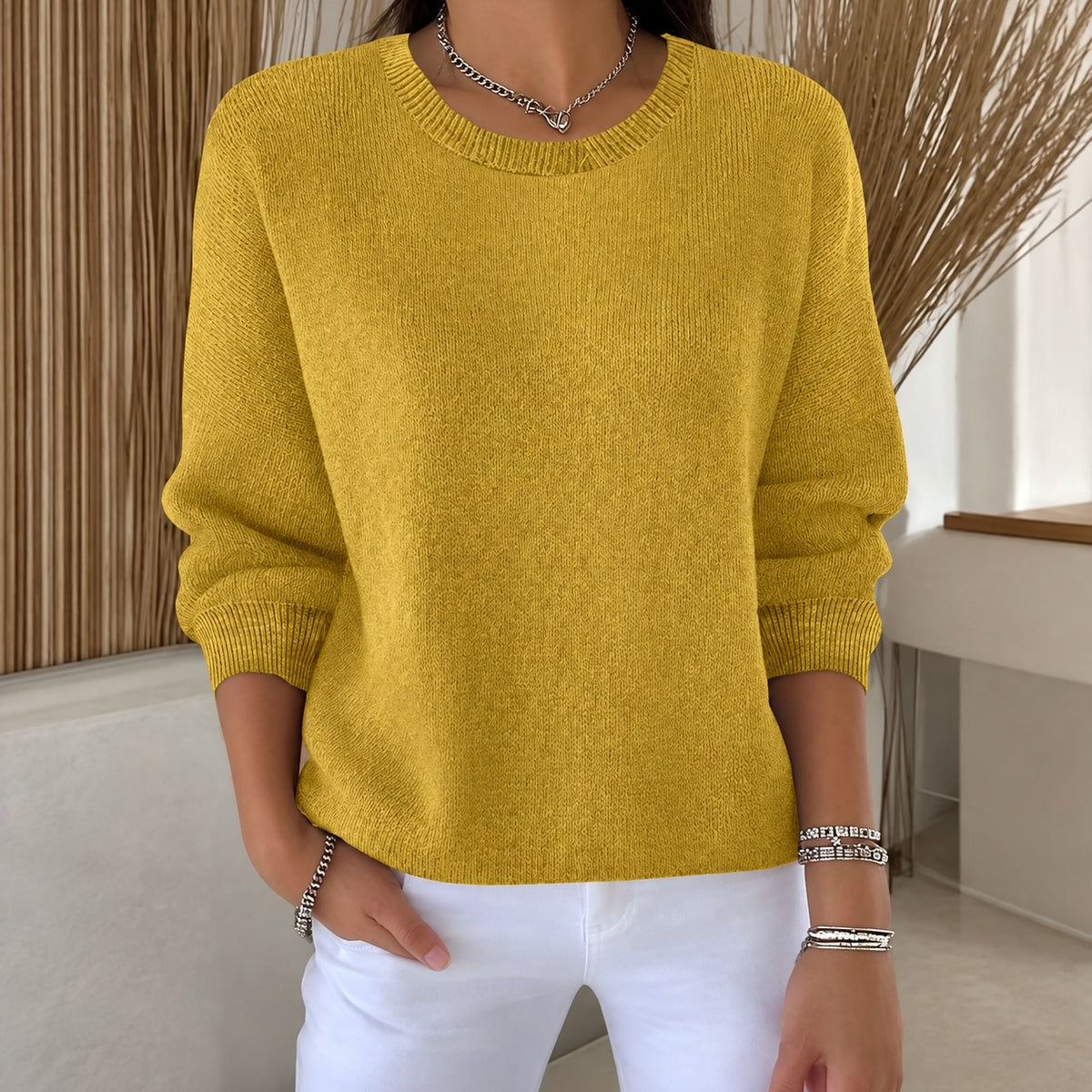 Sweater Women - Classic Crew Neck, Long Sleeve, Relaxed Fit